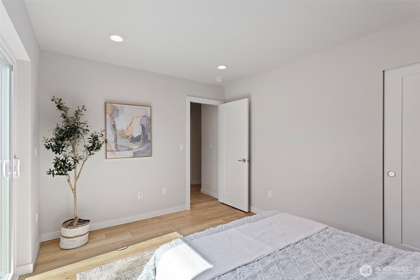 Property photo for 1129 NW 58th Street #A, Seattle photo 5