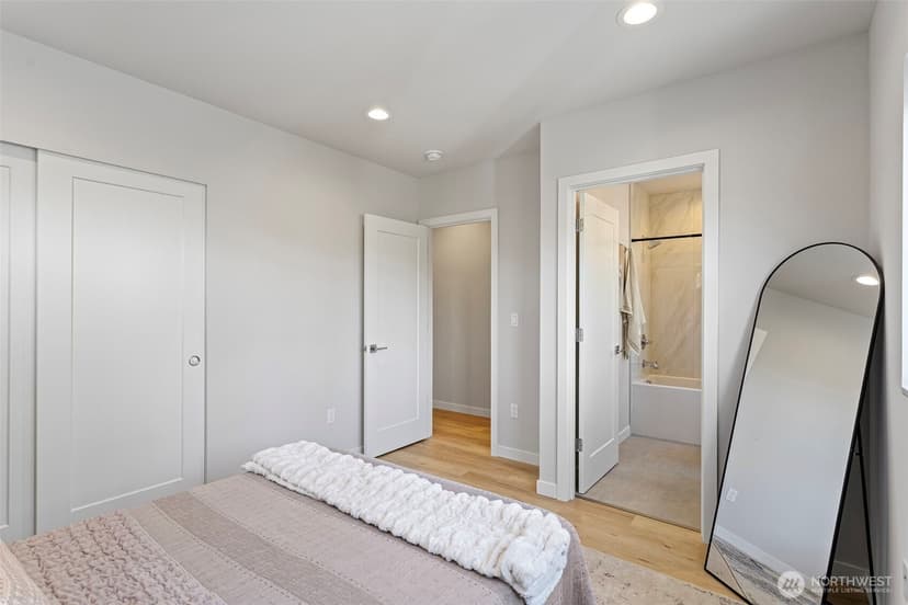 Property photo for 1129 NW 58th Street #A, Seattle photo 27