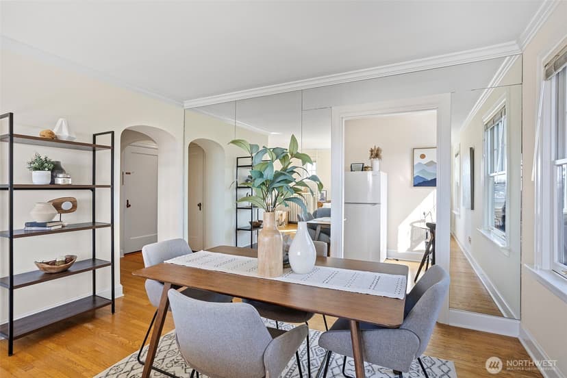 Property photo for 711 Belmont Place E #304, Seattle photo 16