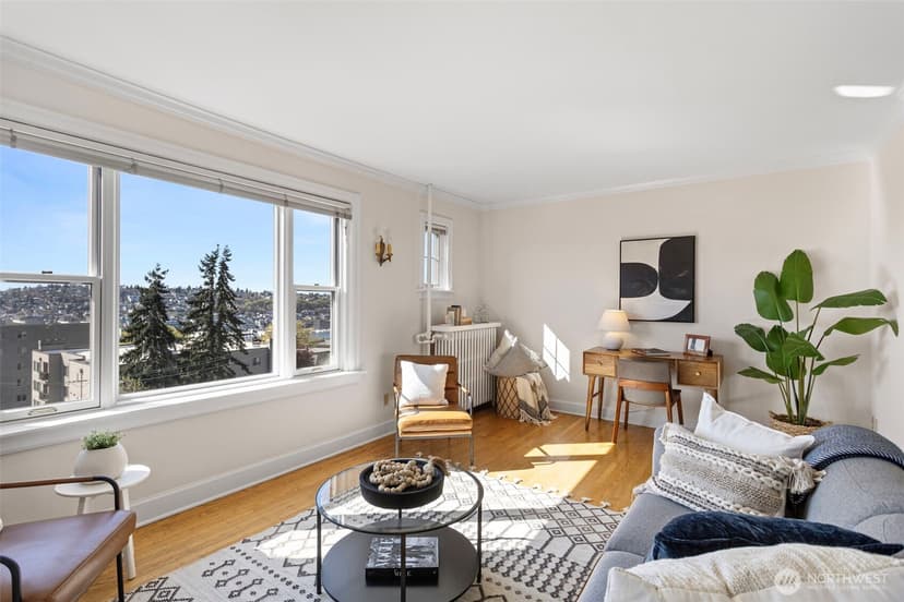 Property photo for 711 Belmont Place E #304, Seattle photo 10