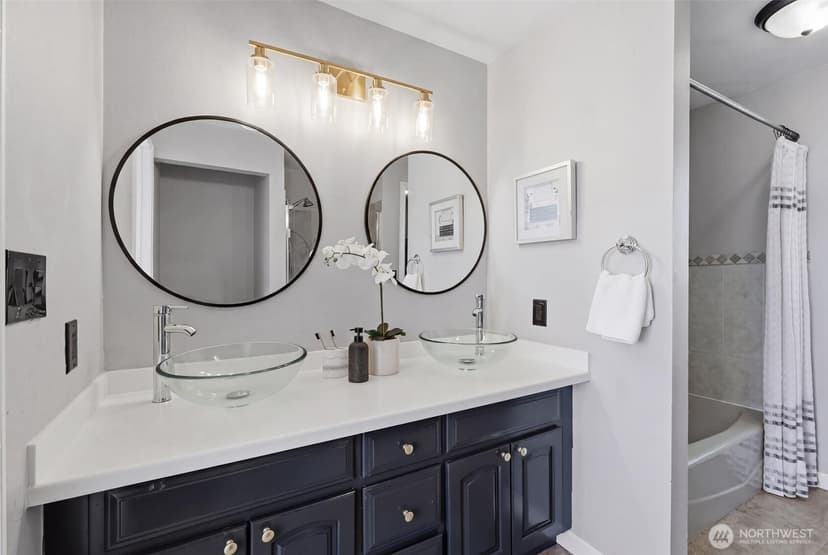 Property photo for 115 S 214th Street, Normandy Park photo 17