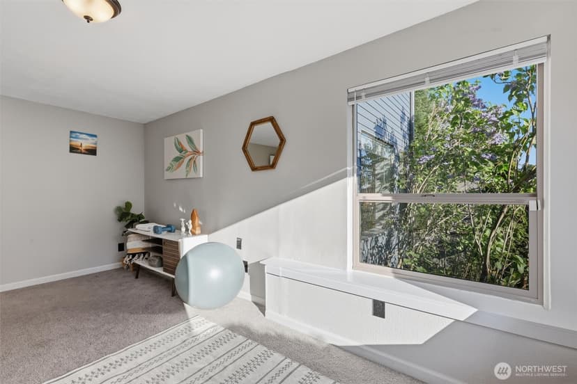 Property photo for 115 S 214th Street, Normandy Park photo 26