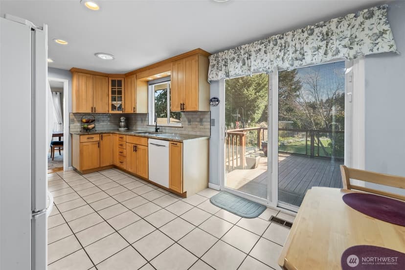 Property photo for 2311 N Harmon Street, Tacoma photo 16