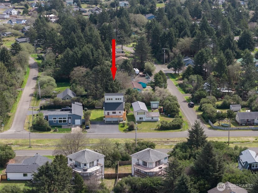 Property photo for 260 Ocean Shores Boulevard SW, Ocean Shores photo 32