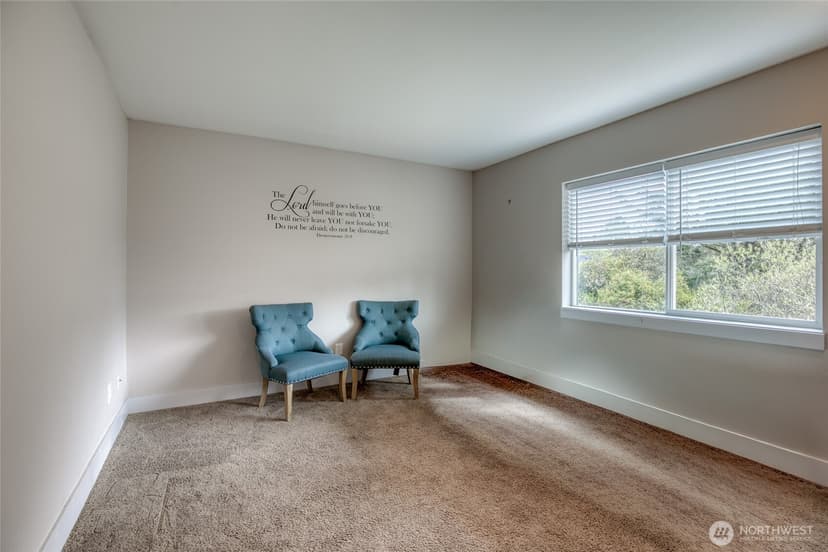 Property photo for 260 Ocean Shores Boulevard SW, Ocean Shores photo 18
