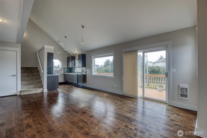 Property photo for 260 Ocean Shores Boulevard SW, Ocean Shores photo 7