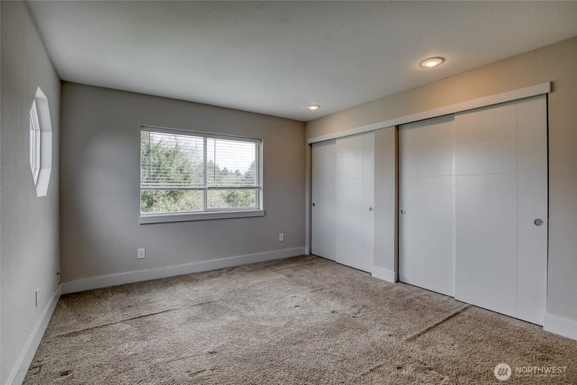 Property photo for 260 Ocean Shores Boulevard SW, Ocean Shores photo 10