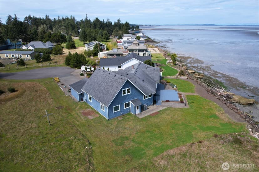 Property photo for 925 Claire Court SE, Ocean Shores photo 31