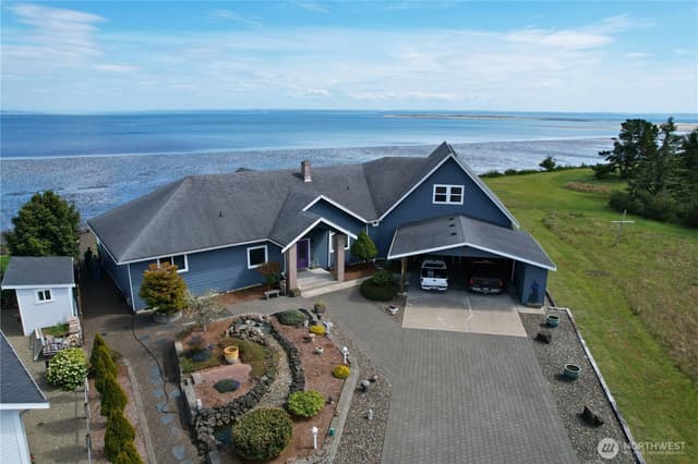Property photo for 925 Claire Court SE, Ocean Shores