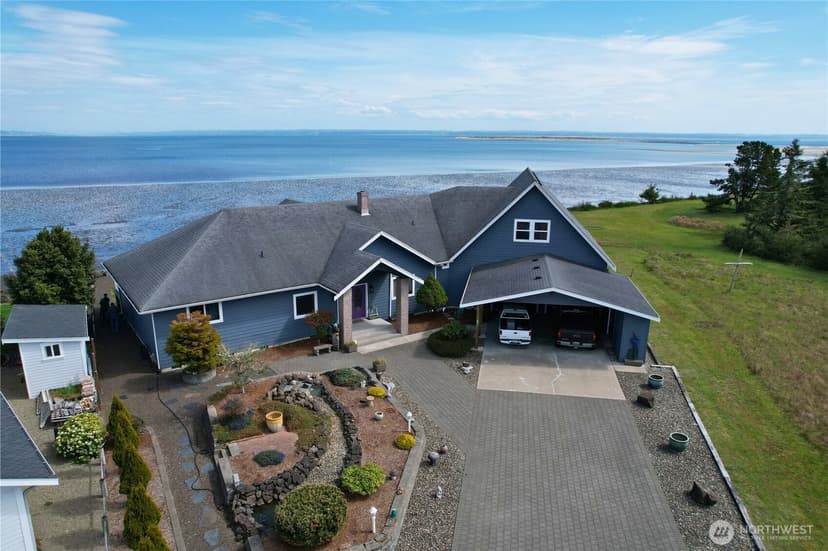 Property photo for 925 Claire Court SE, Ocean Shores