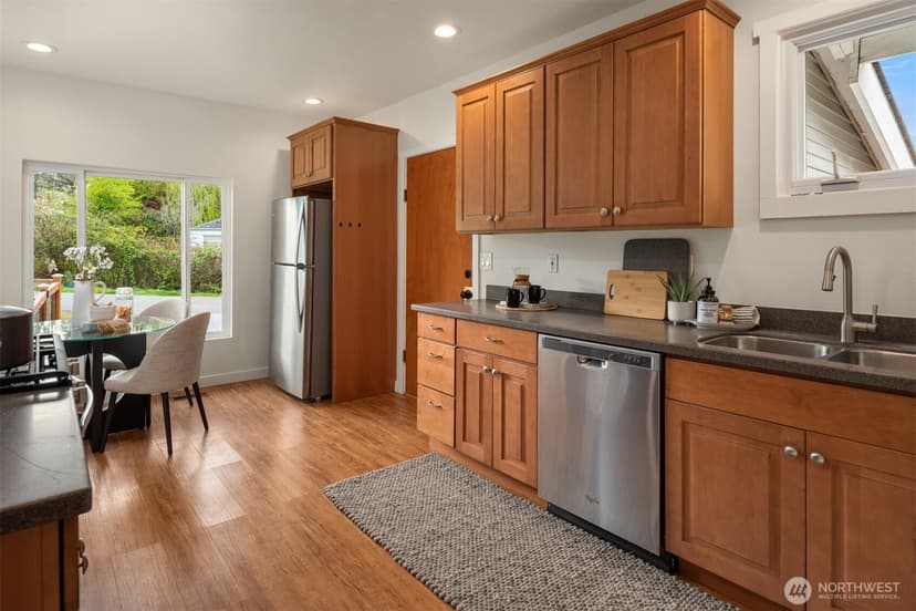 Property photo for 3404 S 132nd Street, Tukwila photo 11