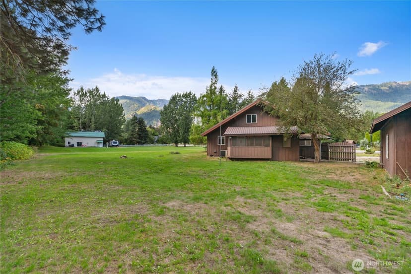 Property photo for 9605 E Leavenworth Road, Leavenworth photo 30