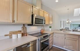 Property photo for 12323 NE 97th Street #Q, Kirkland photo 11