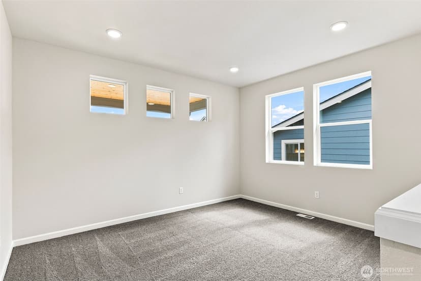 Property photo for 4733 85th Avenue NE #17, Marysville photo 12