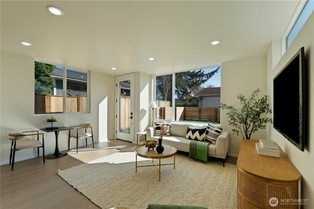 Property photo for 10332 14th Avenue NW, Seattle photo 5