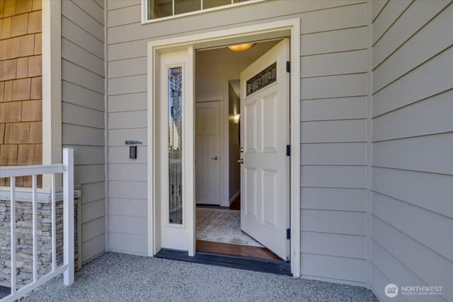 Property photo for 15624 42nd Drive SE, Bothell photo 3