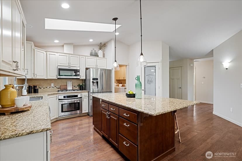 Property photo for 15624 42nd Drive SE, Bothell photo 15