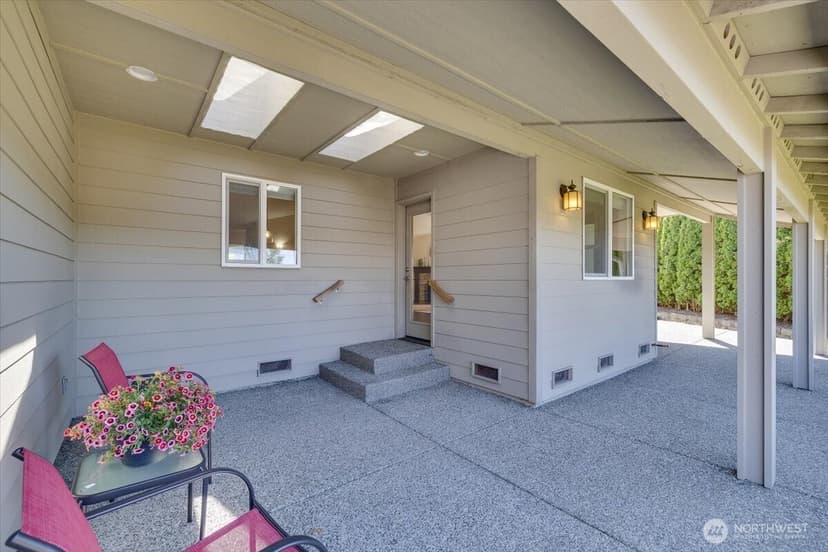 Property photo for 15624 42nd Drive SE, Bothell photo 34