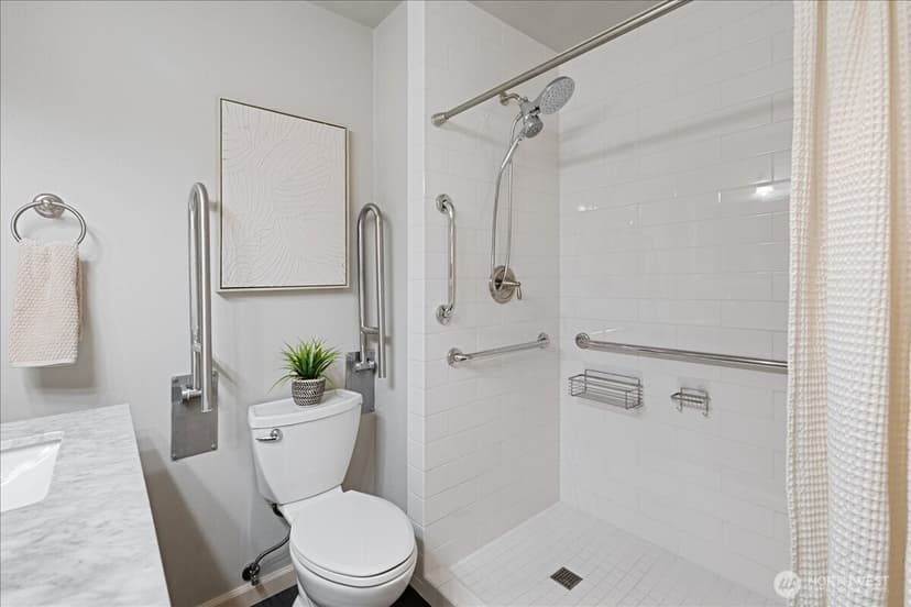Property photo for 15624 42nd Drive SE, Bothell photo 22