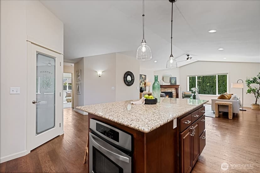 Property photo for 15624 42nd Drive SE, Bothell photo 17