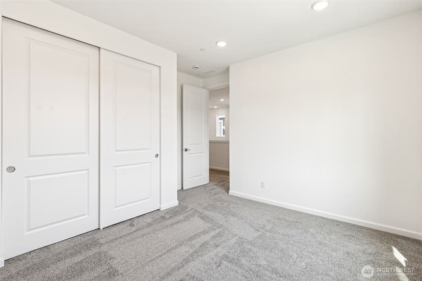Property photo for 4725 85th Avenue NE #18, Marysville photo 12
