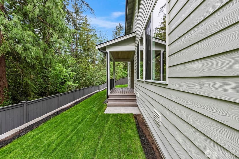 Property photo for 11241 79th Avenue Ct SW, Lakewood photo 14