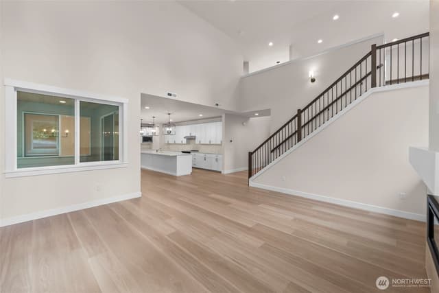 Property photo for 11241 79th Avenue Ct SW, Lakewood photo 4