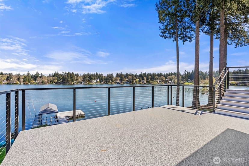 Property photo for 10901 Greendale Drive SW, Lakewood photo 13