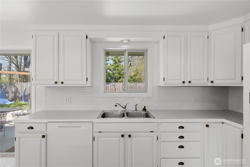 Property photo for 29 232nd PL SW, Bothell photo 19
