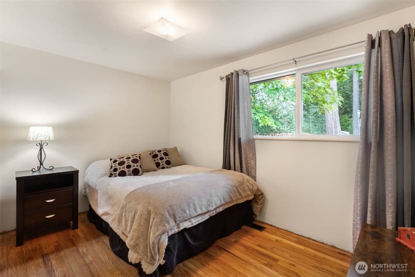 Property photo for 18816 89 Avenue NE, Bothell photo 15