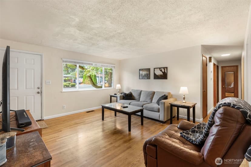 Property photo for 18816 89 Avenue NE, Bothell photo 6