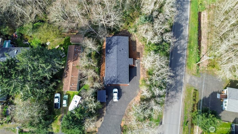 Property photo for 799 Edgewood Avenue NE, Ocean Shores photo 27