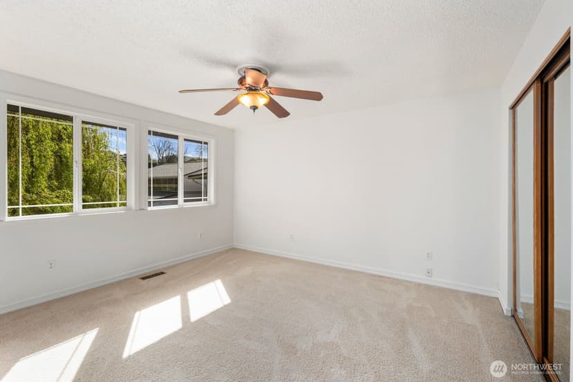 Property photo for 921 S Magnolia, Tacoma photo 14