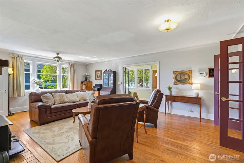 Property photo for 211 S 15th Street, Renton photo 8
