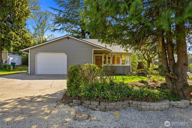 Property photo for 211 S 15th Street, Renton