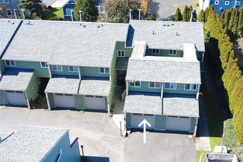 Property photo for 213 Shepard Way NW, Bainbridge Island photo 2