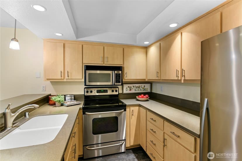 Property photo for 213 Shepard Way NW, Bainbridge Island photo 17