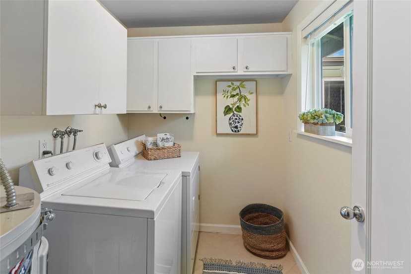 Property photo for 213 Shepard Way NW, Bainbridge Island photo 24
