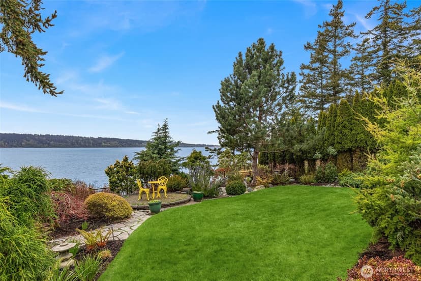 Property photo for 3358 Harbor View Drive, Langley photo 34