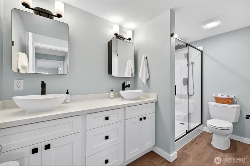 Property photo for 1020 5th Avenue S #2, Edmonds photo 19