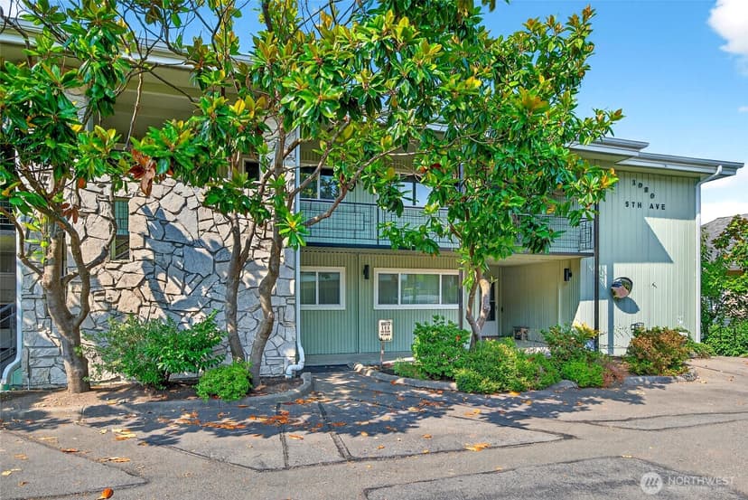 Property photo for 1020 5th Avenue S #2, Edmonds photo 4