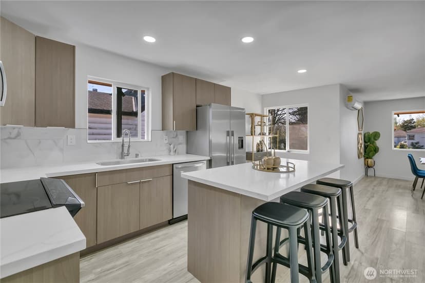 Property photo for 126 K Street NE, Auburn photo 8