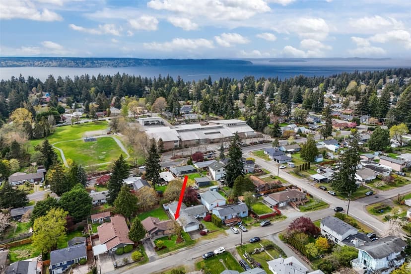 Property photo for 16227 15th Avenue SW, Burien photo 38