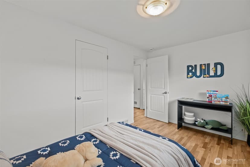 Property photo for 16227 15th Avenue SW, Burien photo 29