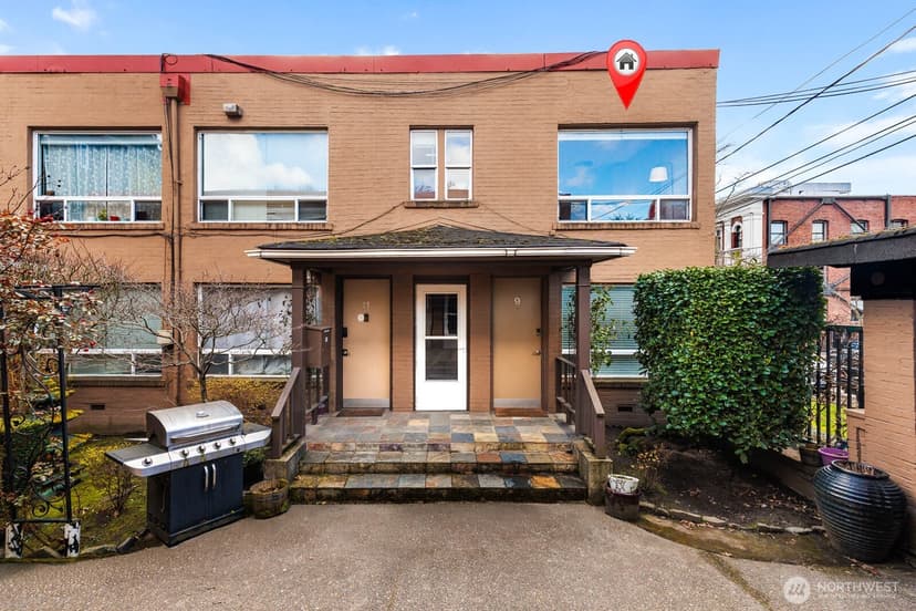 Property photo for 120 14th Avenue #10, Seattle photo 5