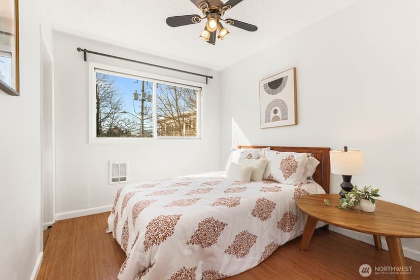 Property photo for 120 14th Avenue #10, Seattle photo 12