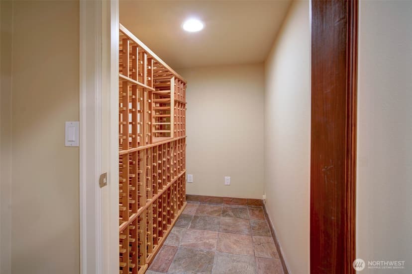 Property photo for 6145 93rd Avenue SE, Mercer Island photo 21