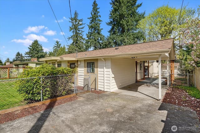 Property photo for 13648 28th Place S, SeaTac photo 3