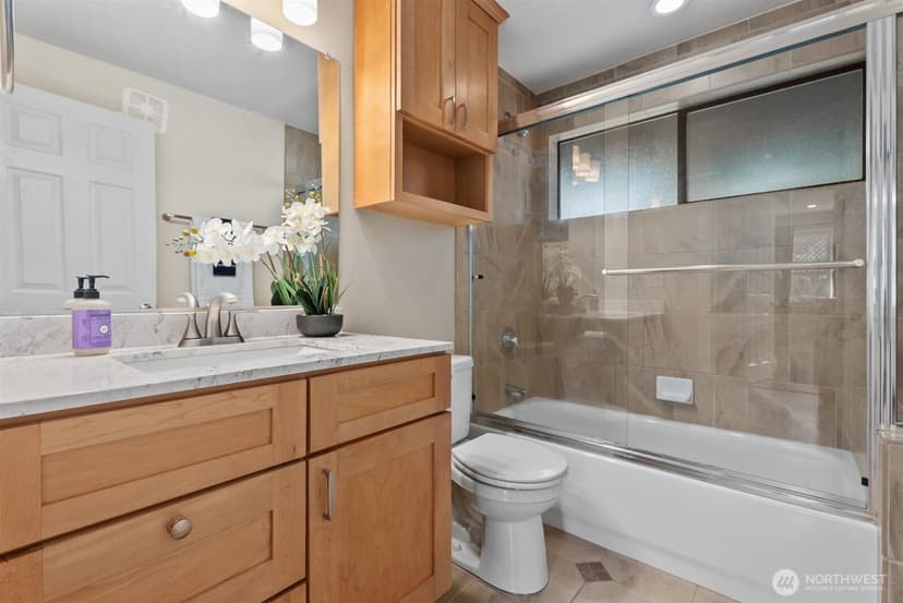 Property photo for 315 10th Avenue S #101, Kirkland photo 12