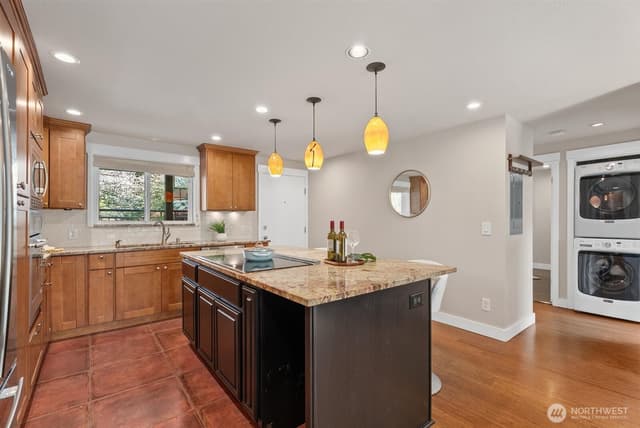 Property photo for 315 10th Avenue S #101, Kirkland photo 4